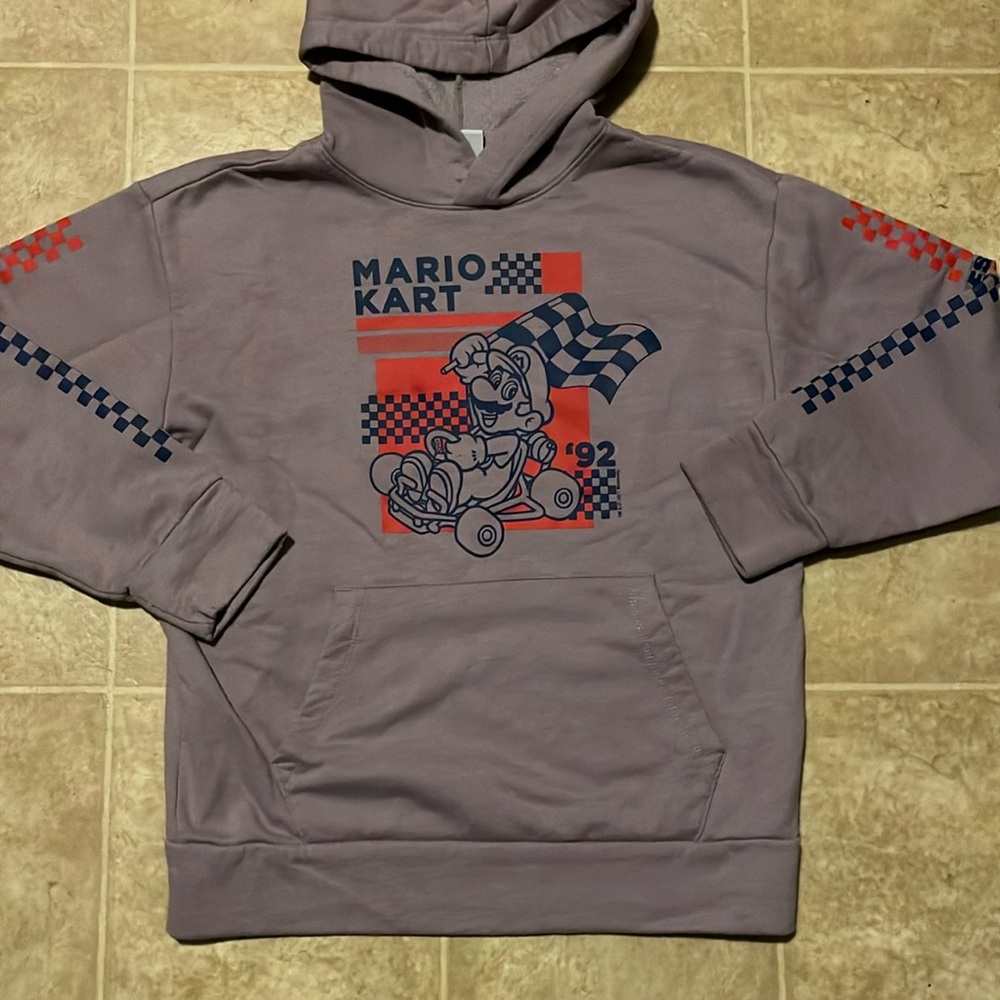 Mario Kart mauve youth hooded pullover